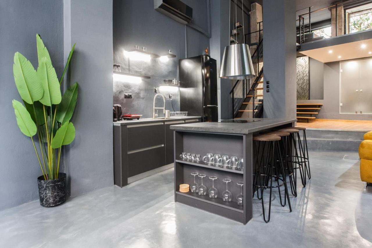 Trendy Industrial Apt Next To Museum Of Acropolis Атина Екстериор снимка