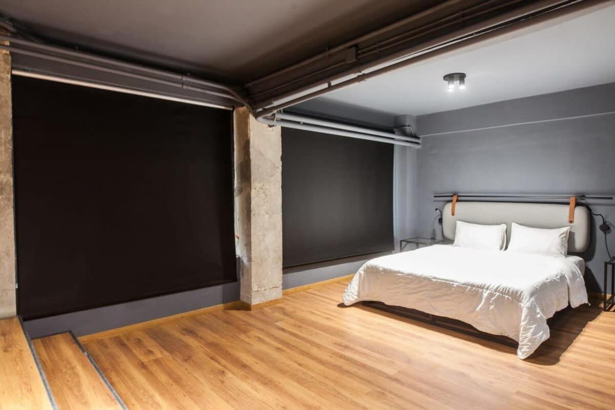 Trendy Industrial Apt Next To Museum Of Acropolis Атина Екстериор снимка