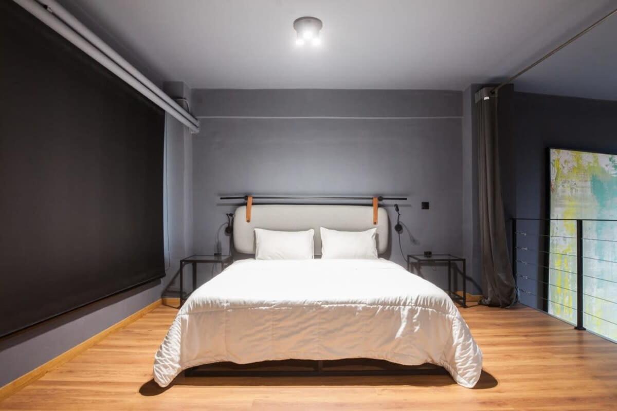 Trendy Industrial Apt Next To Museum Of Acropolis Атина Екстериор снимка